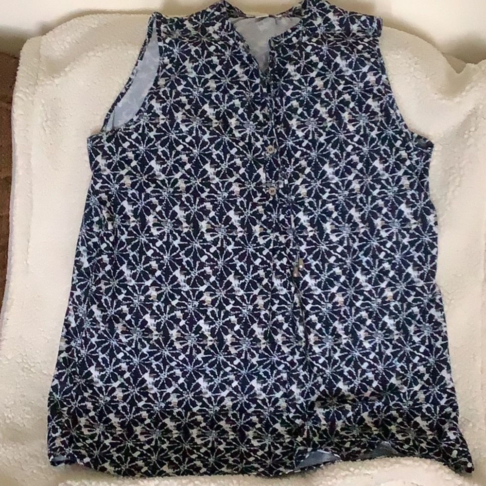 Floral Sleeveless Blue Top